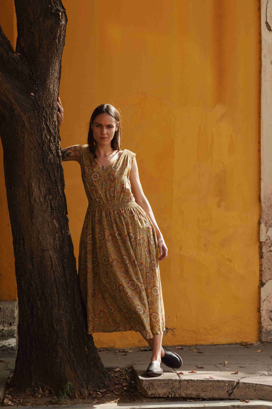 Eesha V Dress in Kalamkari Floral Yellow Sage