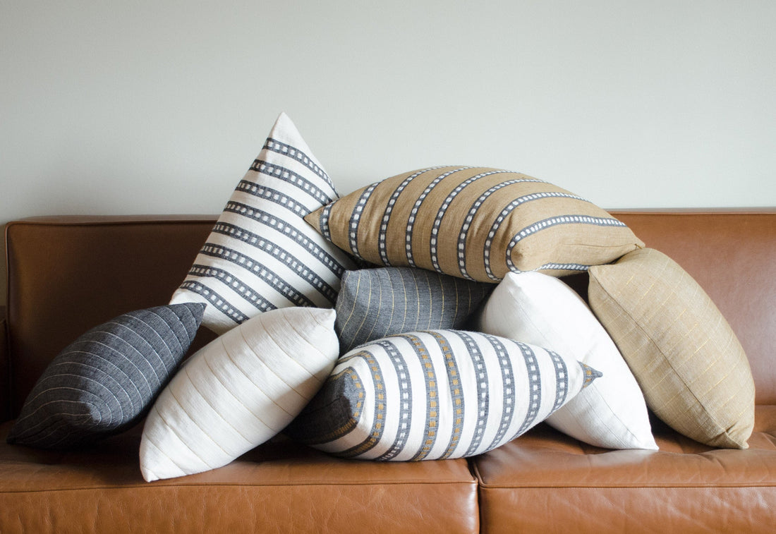 Leul Pillow - Silver