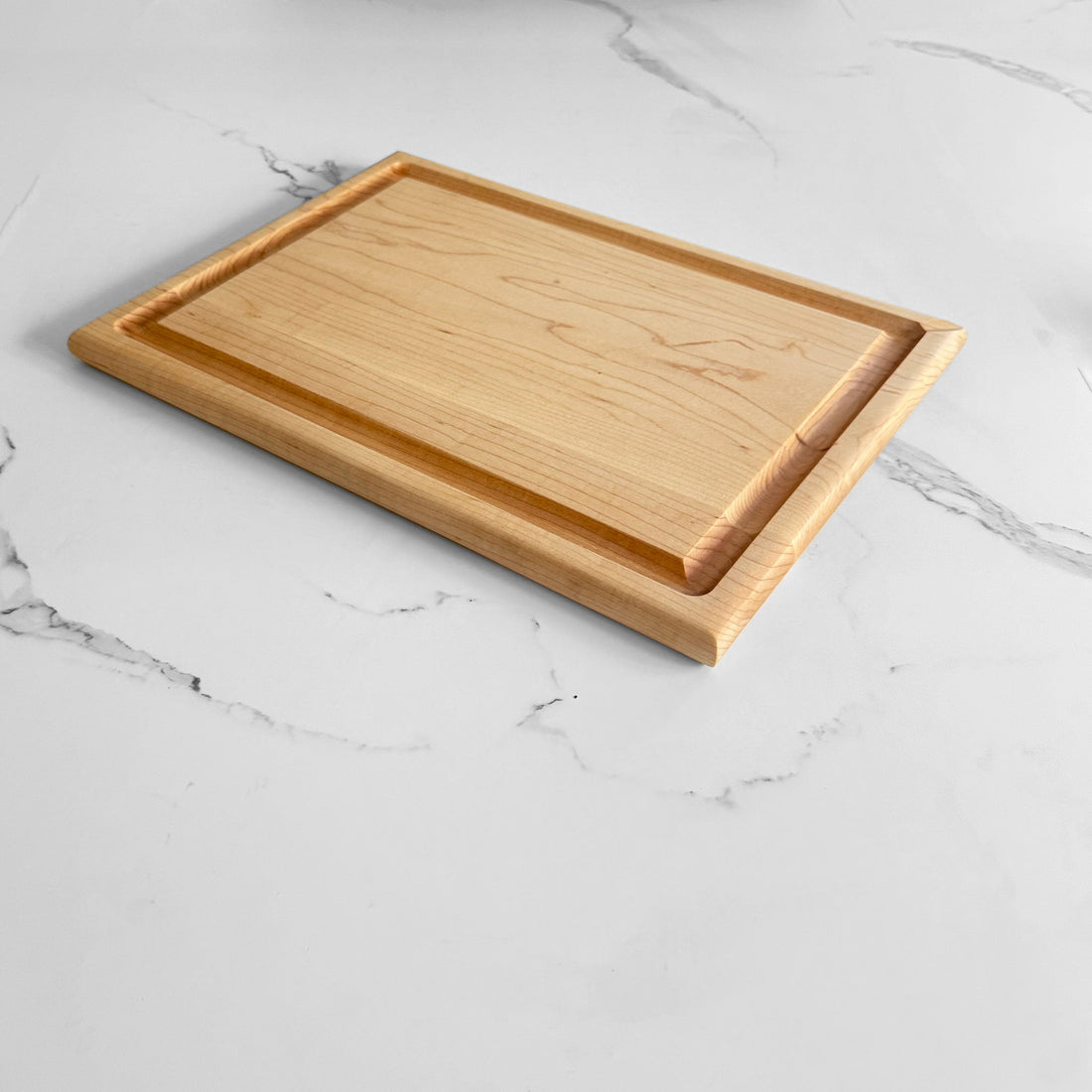 Reversible Board with Juice Groove