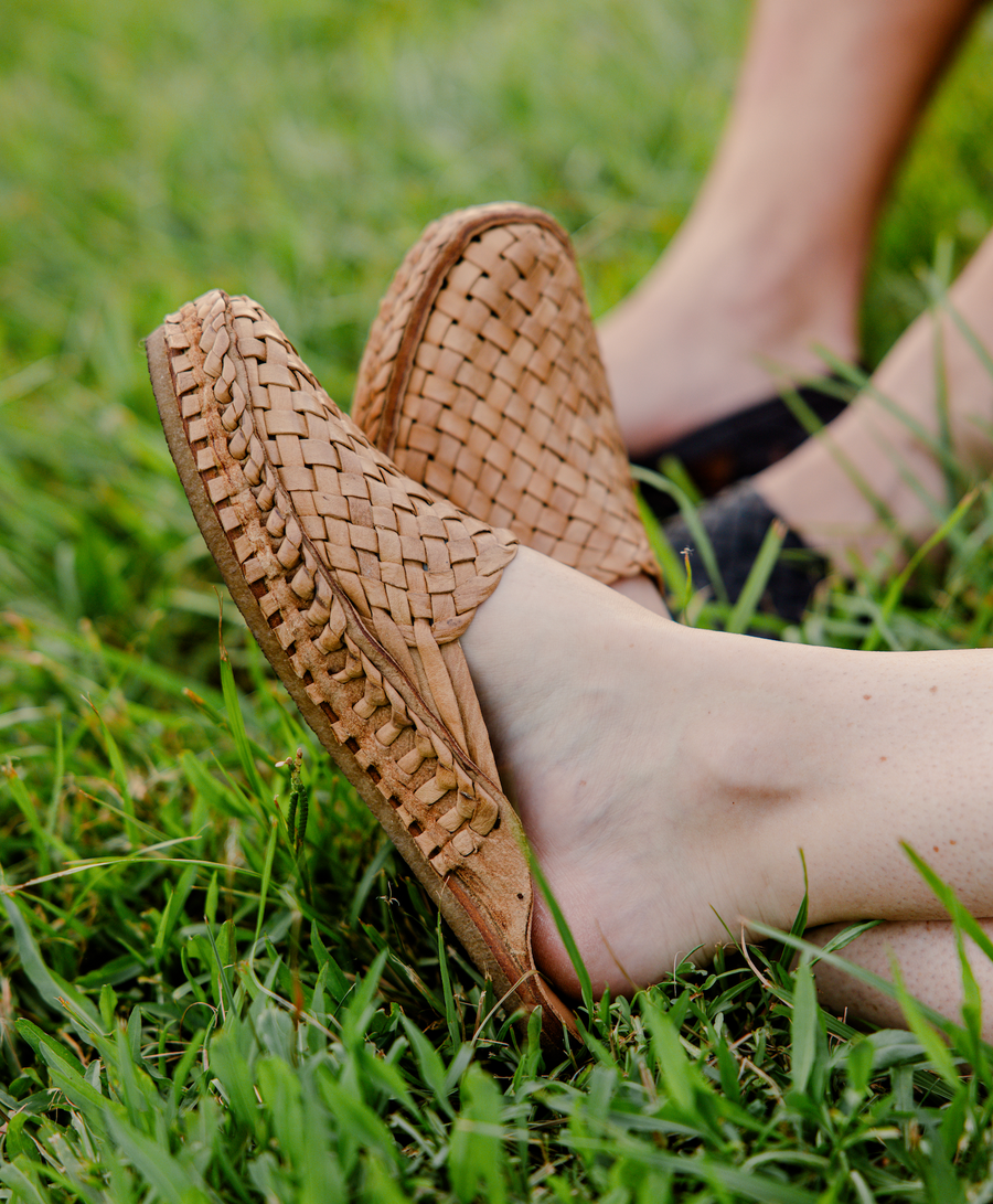 Women's Woven Slide in Honey + No Stripes