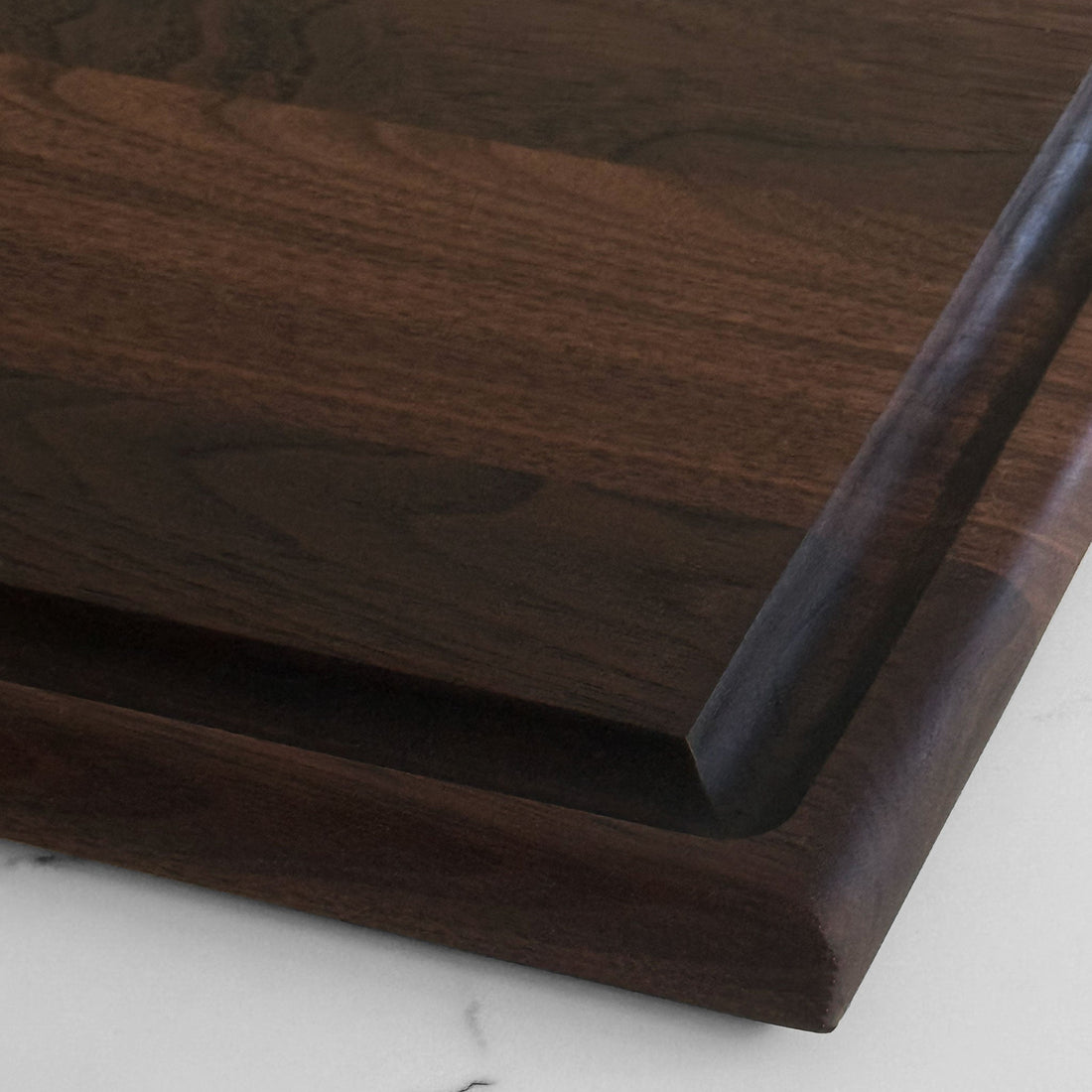 Reversible Board with Juice Groove