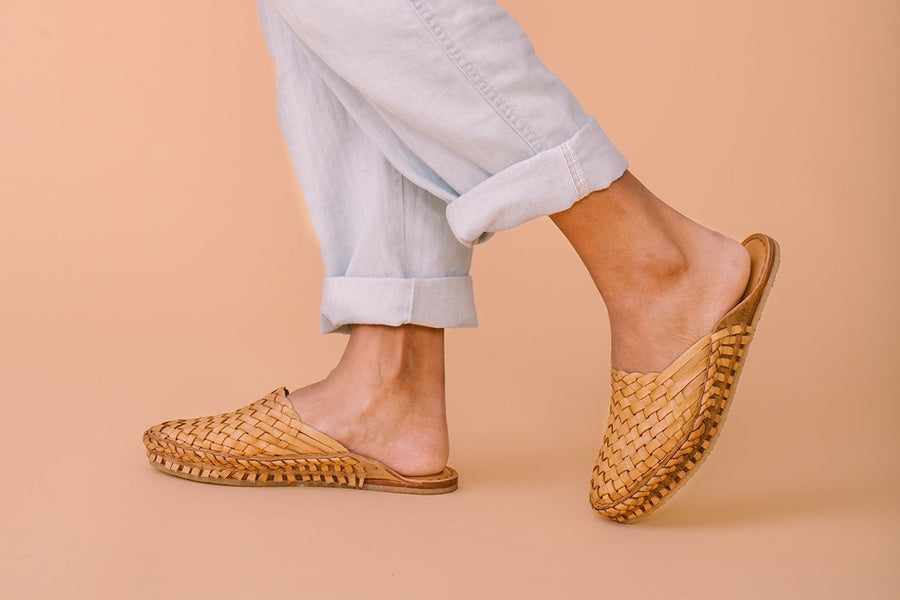 Women's Woven Slide in Honey + No Stripes