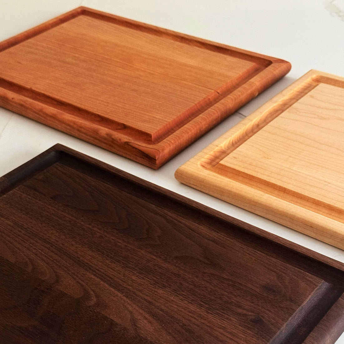 Reversible Board with Juice Groove