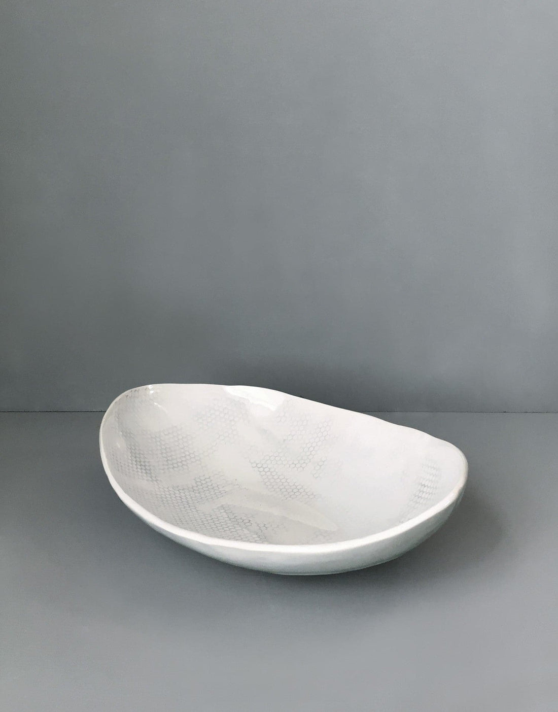 Honeycomb Oval Serveware