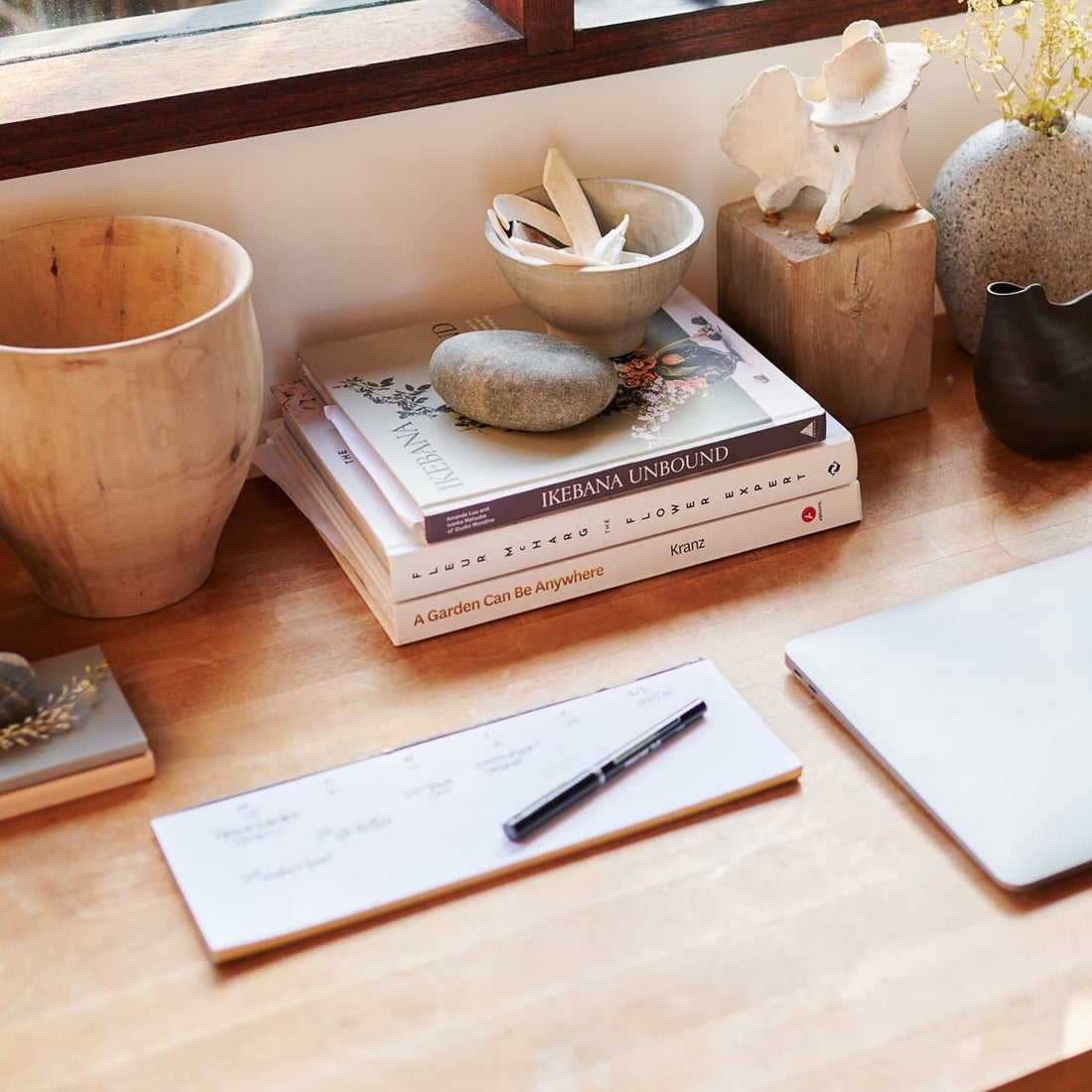 Weekly Desk Planners edged in Gold, Yellow, or Blush