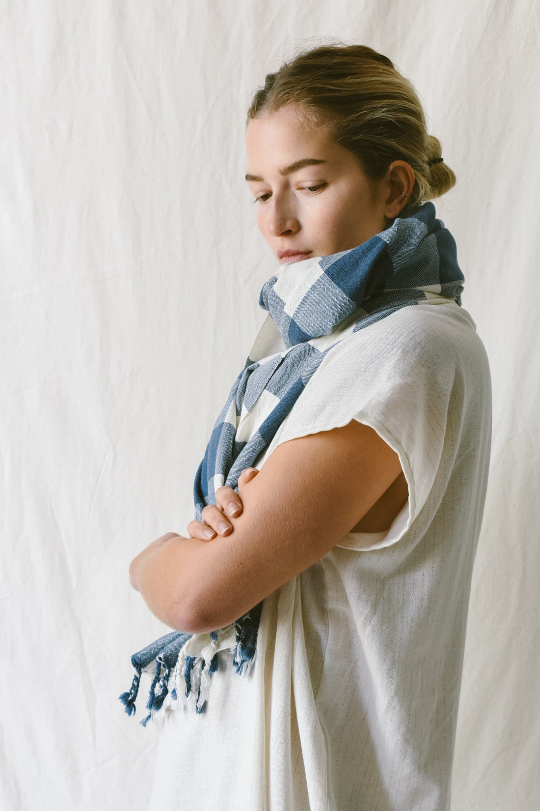 Ivory Navy Gingham Towel