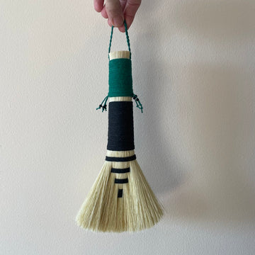 Agave Table Broom - Black & Green