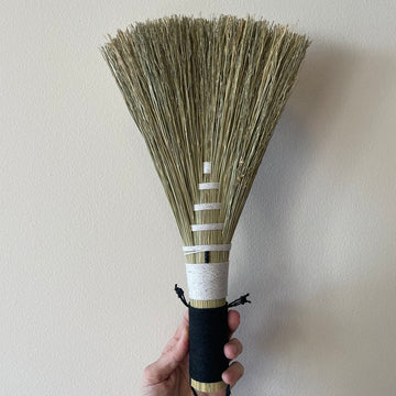 Large Hawktail Broom - Black & White