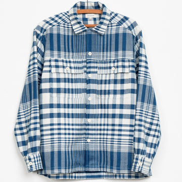 Harshil Two-Pocket L/S Shirt in Indigo Cloud Plaid