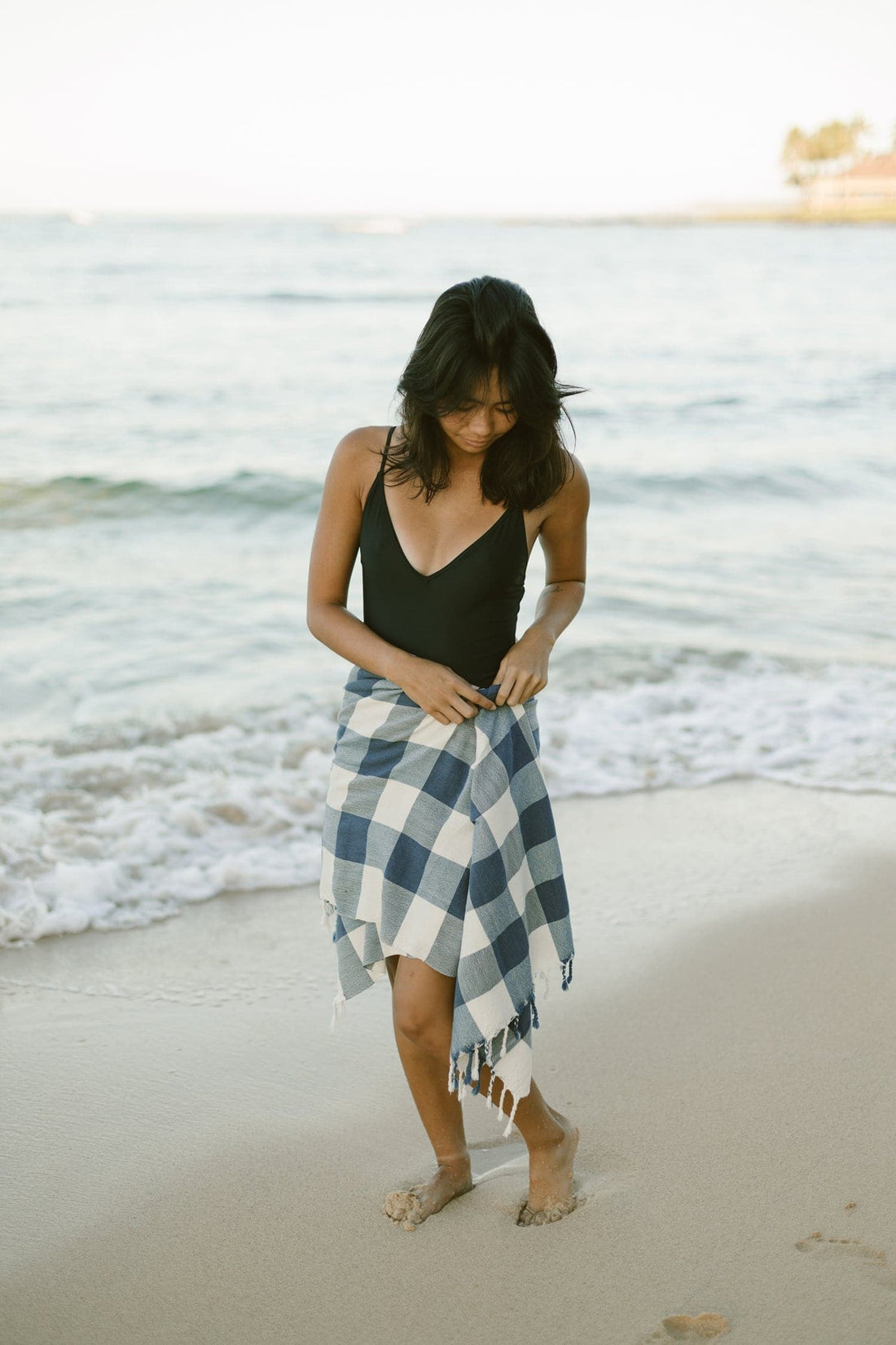 Ivory Navy Gingham Towel